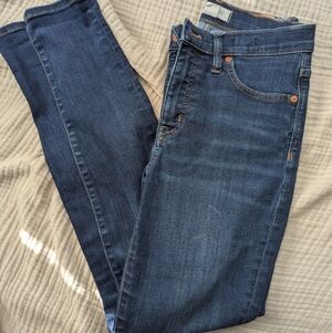 Madewell High-Rise Skinny Jeans in Dark Blue